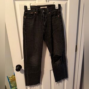 Women’s Black Levi Wedgie Straight Jeans Size 26